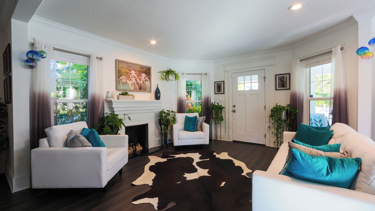 Photo of Livingroom in DeLand