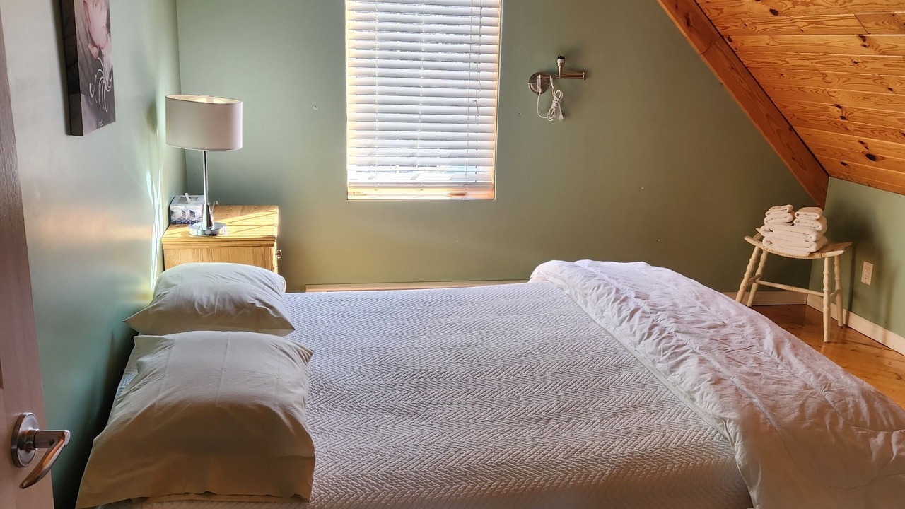 Photo of Bedroom in L'Anse-Saint-Jean