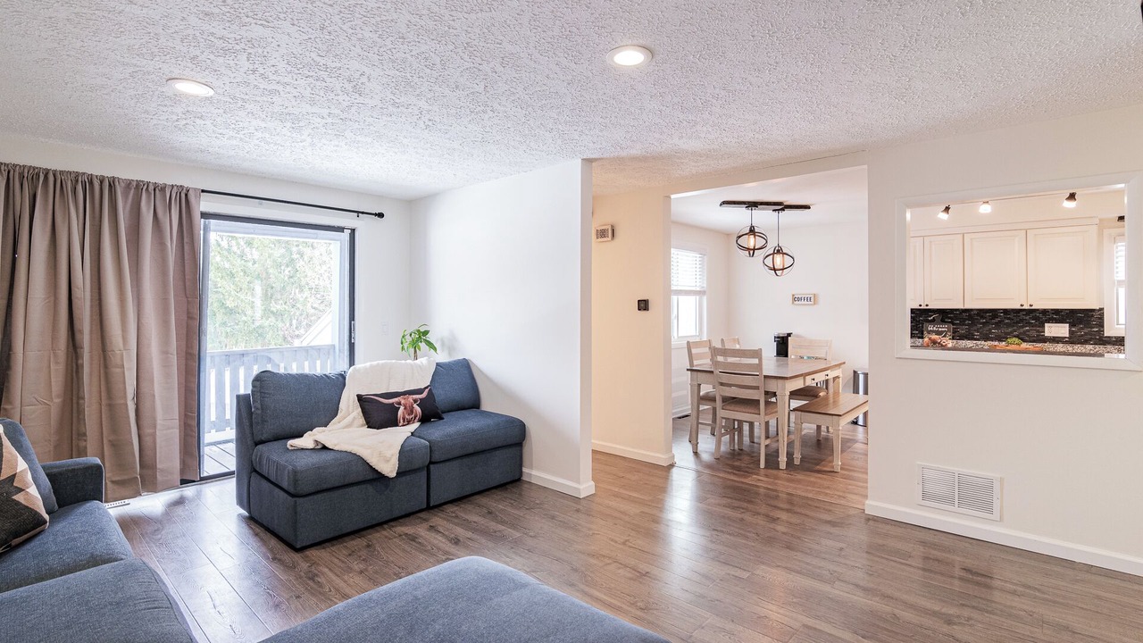 Photo of Livingroom in Fairport