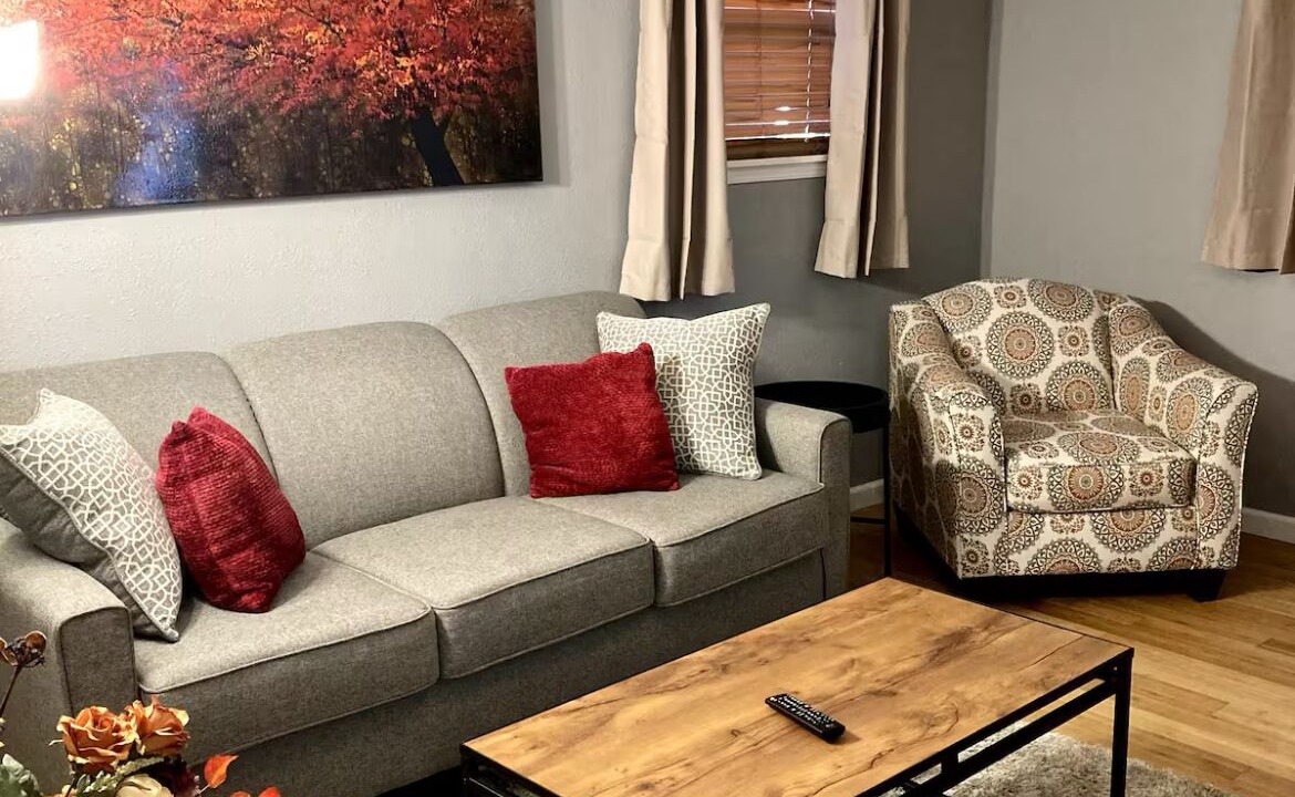 Photo of Livingroom in Hattiesburg