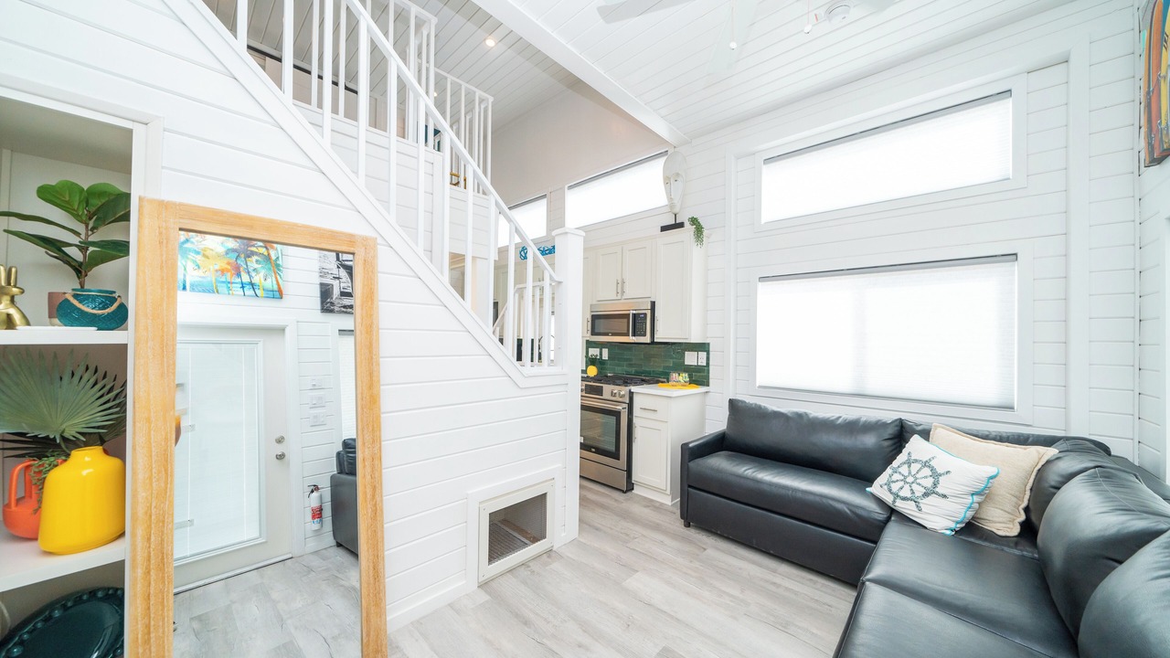 Photo of Livingroom in Earp