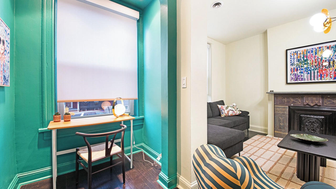 Photo of Livingroom in McGinley Square