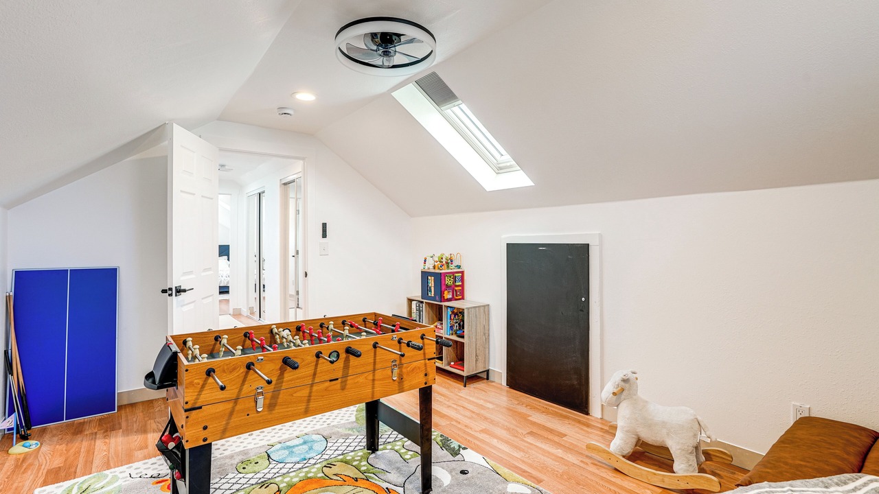 Photo of Bedroom in West Alameda