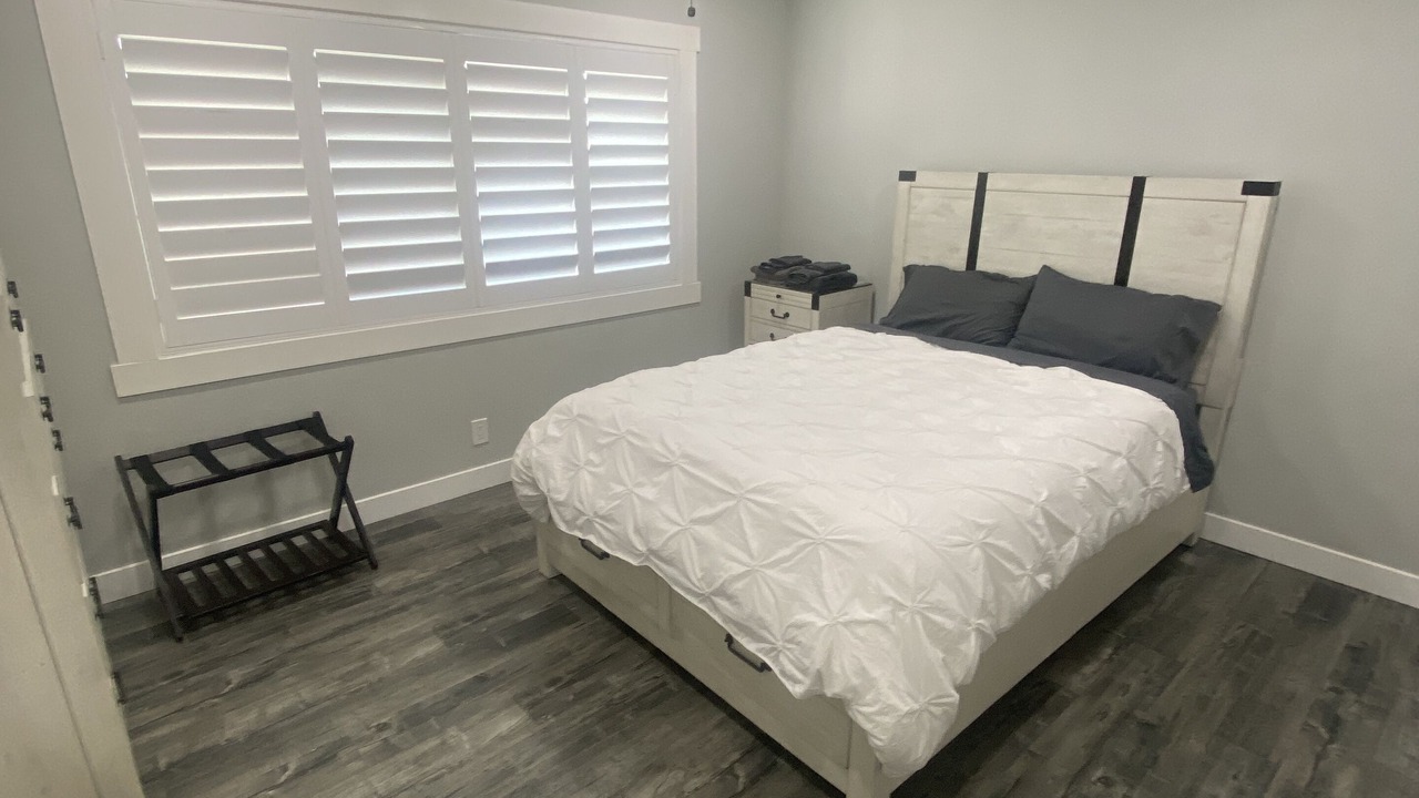 Photo of Bedroom in Midway City