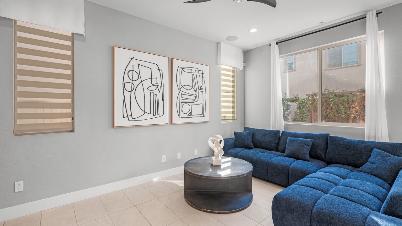 Photo of Livingroom in Chino