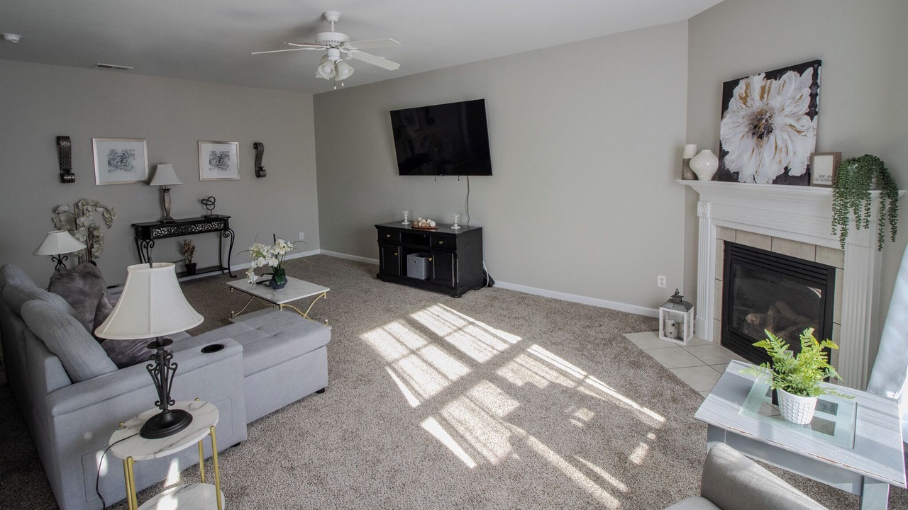 Photo of Livingroom in Concord