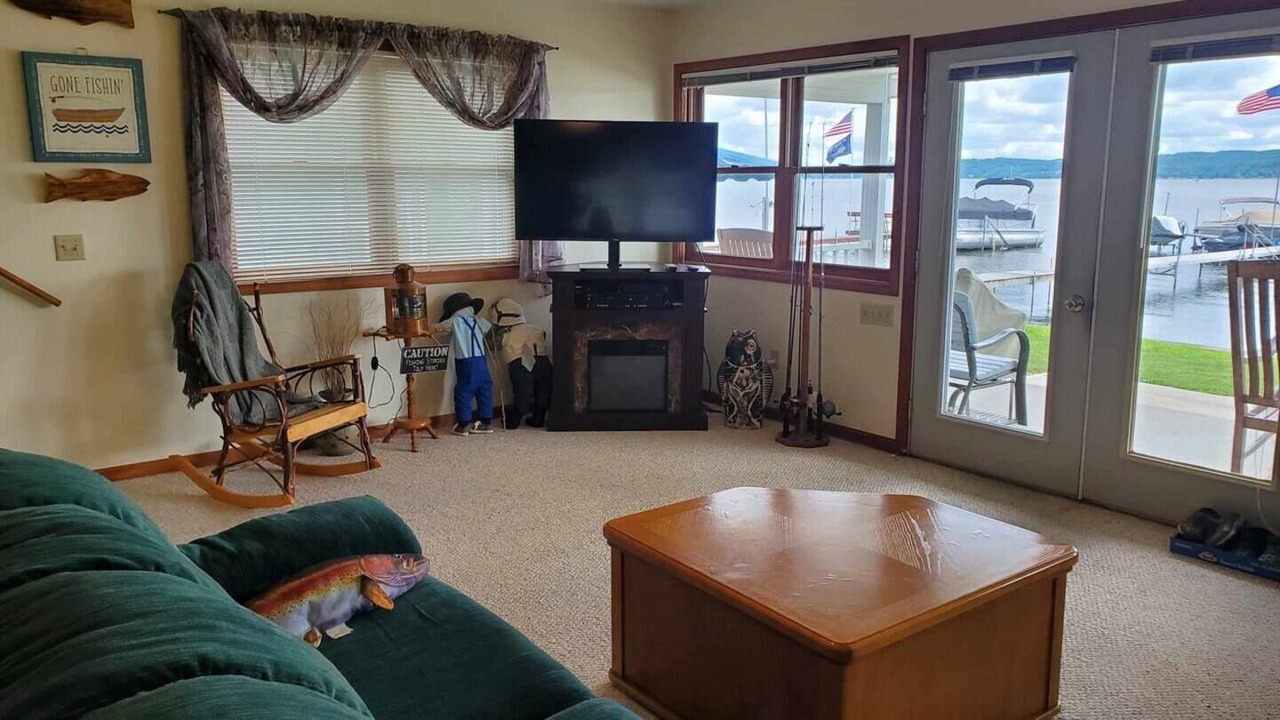 Photo of Livingroom in Bemus Point