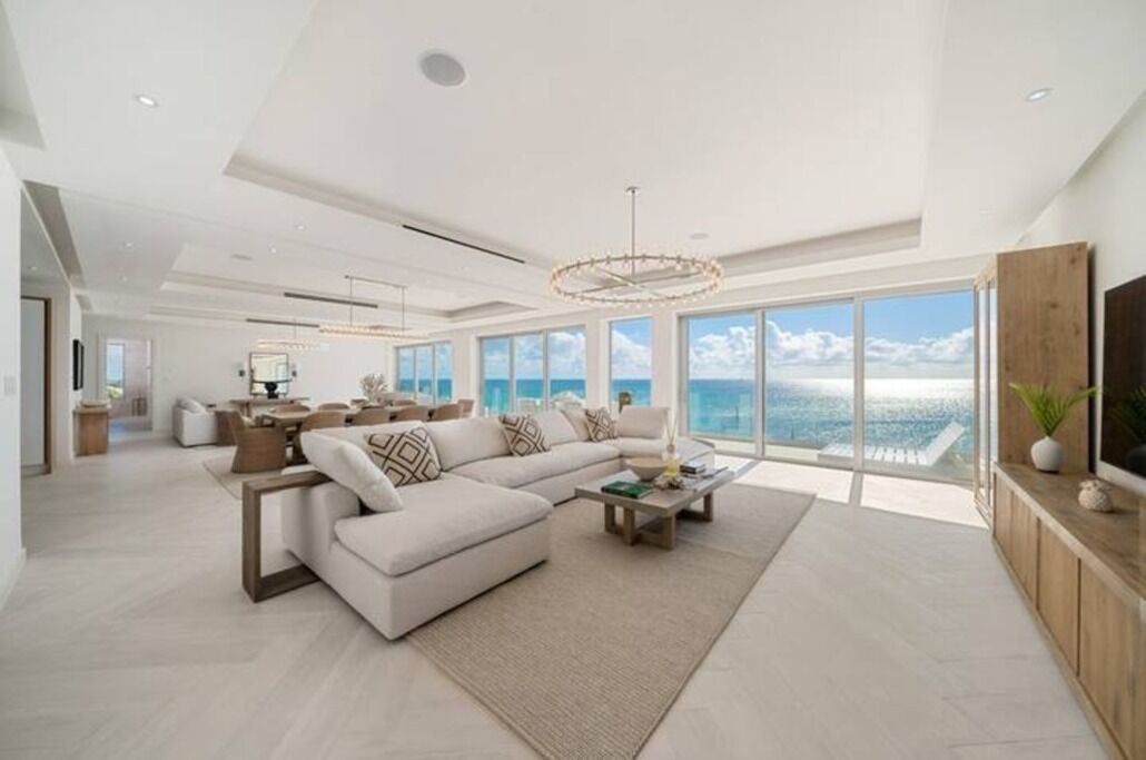 Photo of Livingroom in Nassau