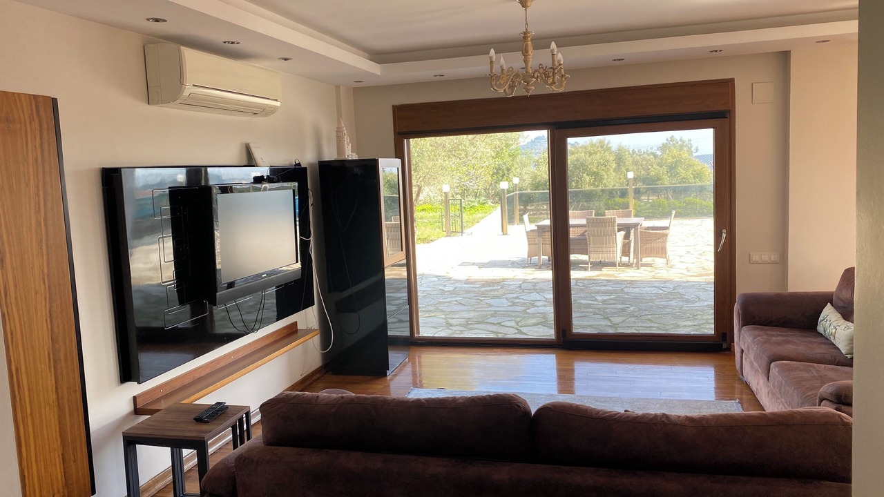 Photo of Livingroom in Urla
