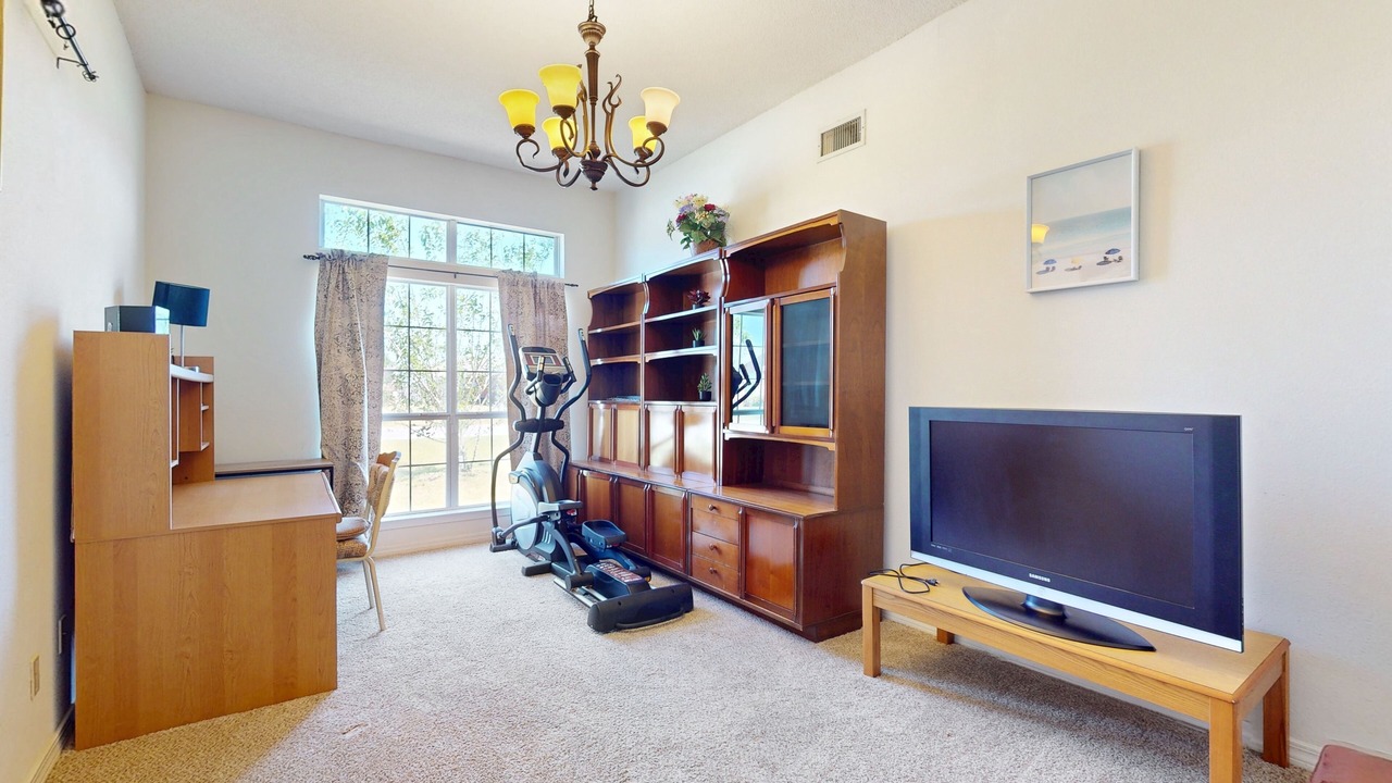 Photo of Livingroom in Ono Island