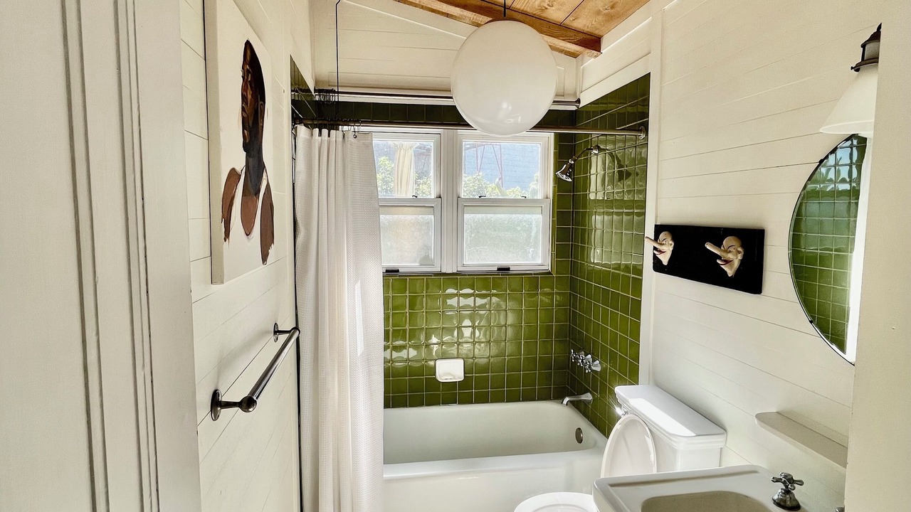 Photo of Bathroom in South Laguna