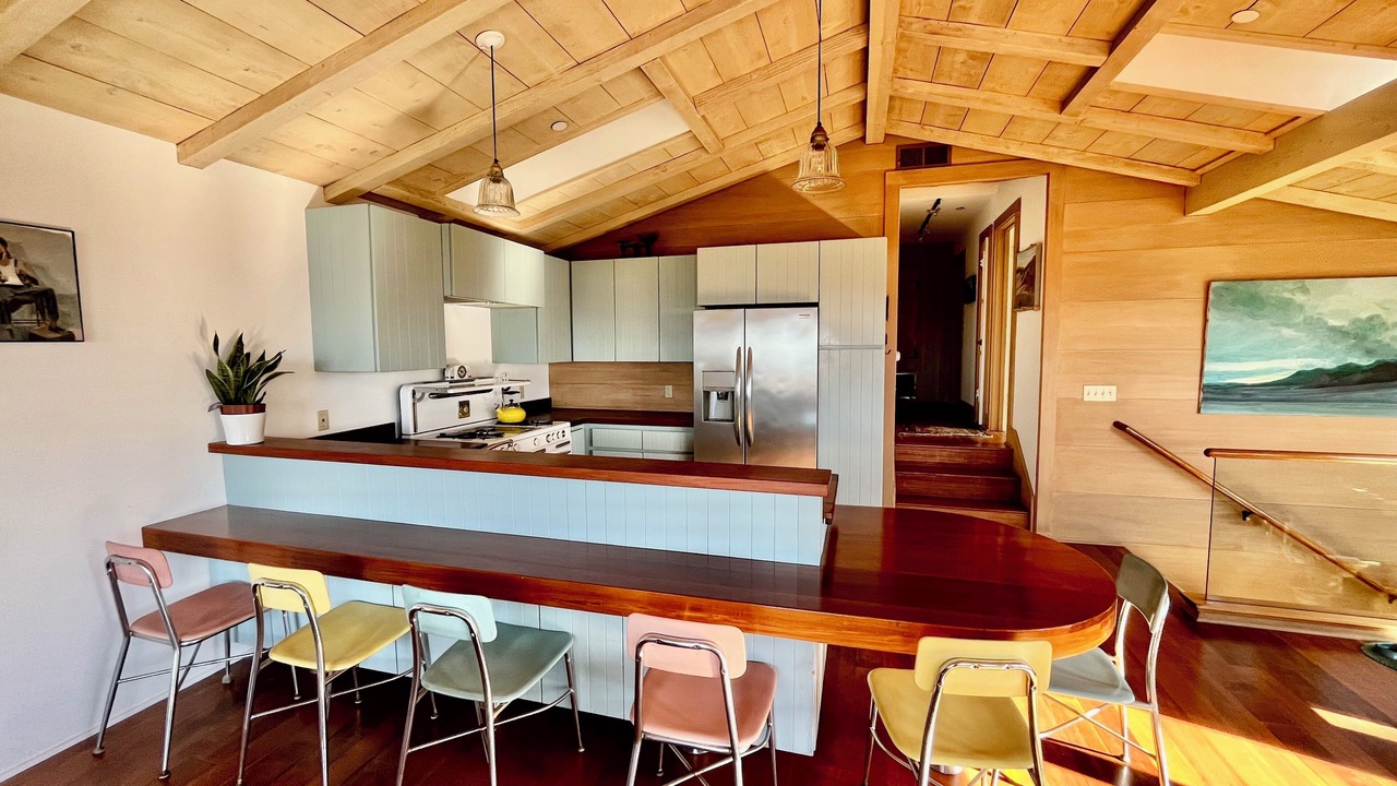 Photo of Kitchen in South Laguna