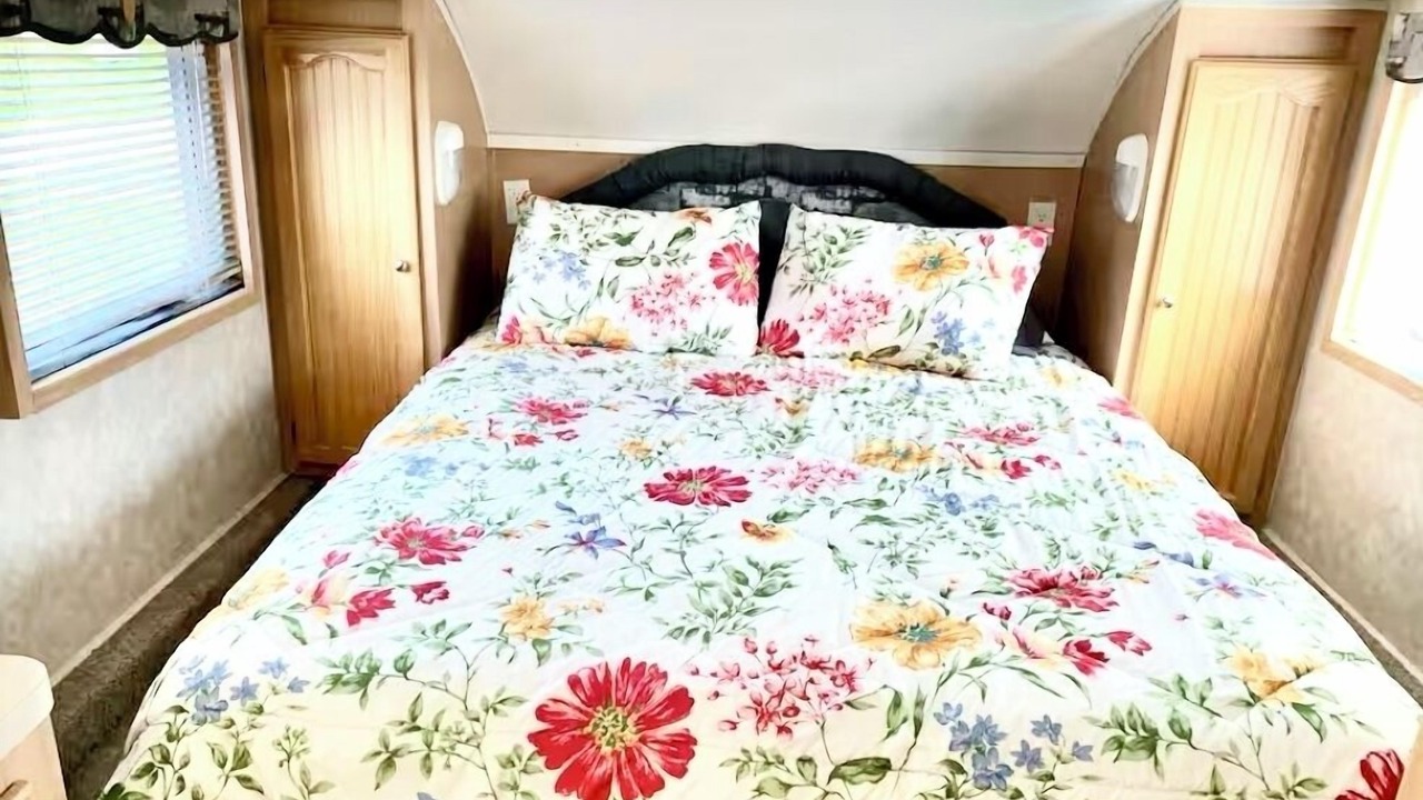 Photo of Bedroom in Farmersville Station