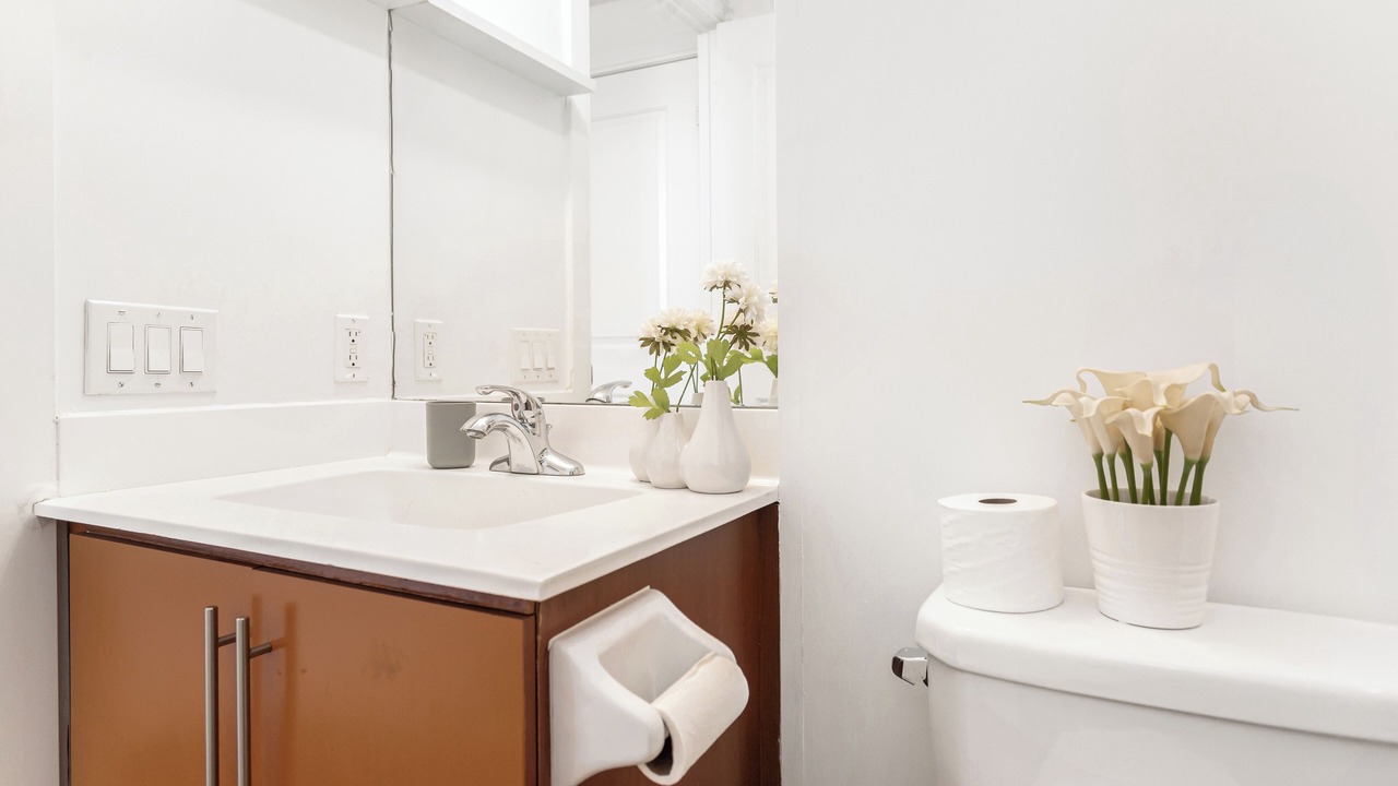 Photo of Bathroom in Downtown Mississauga