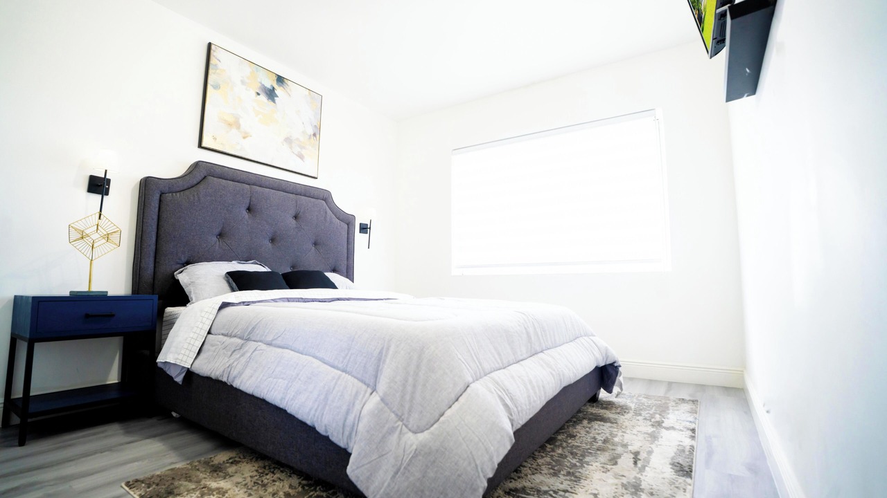 Photo of Bedroom in Golden Glades