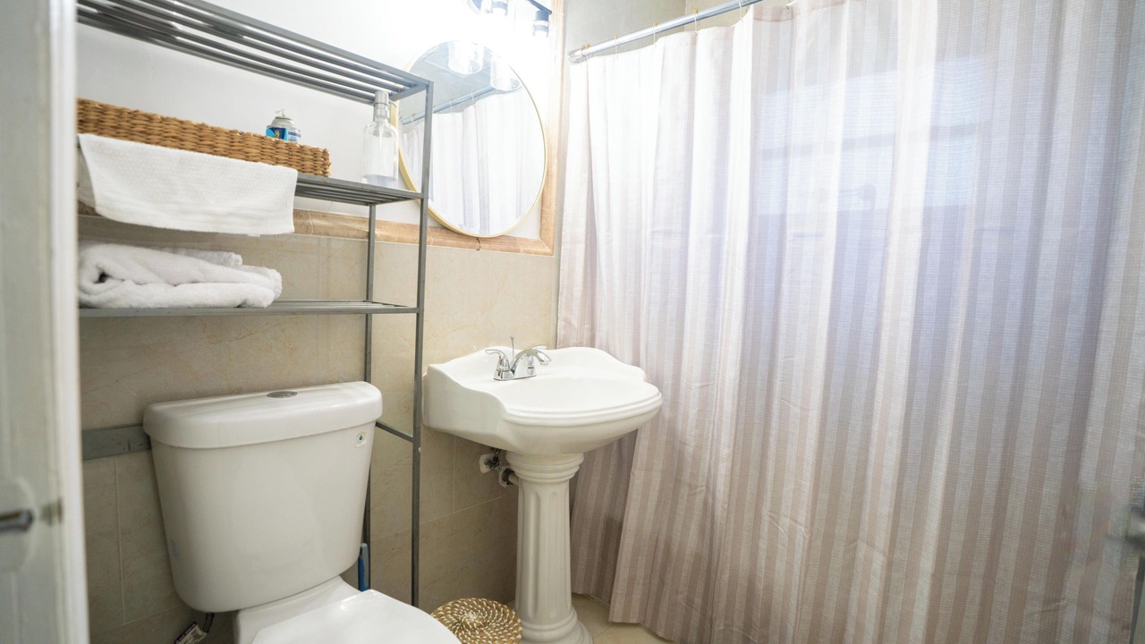 Photo of Bathroom in Golden Glades