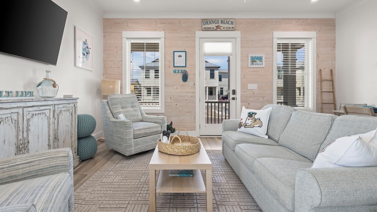 Photo of Livingroom in Orange Beach