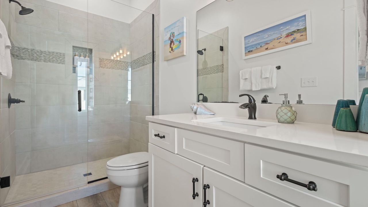 Photo of Bathroom in Orange Beach