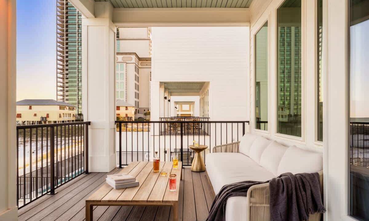 Photo of Patio Balcony in Ono Island