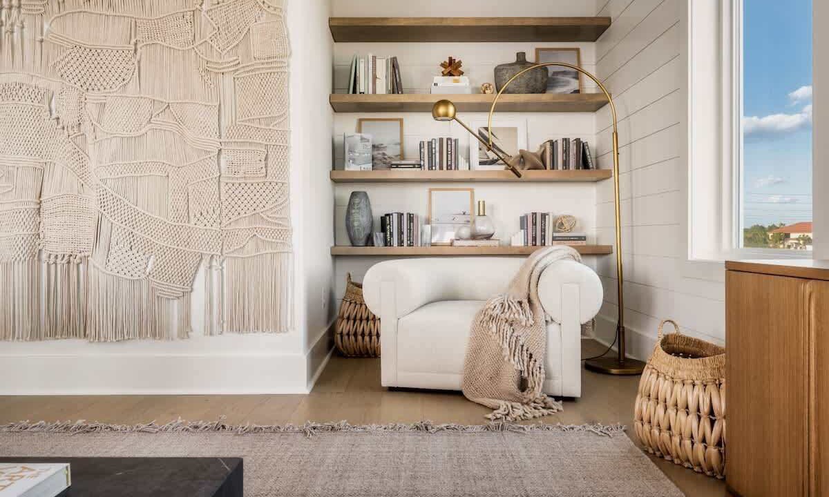 Photo of Livingroom in Ono Island