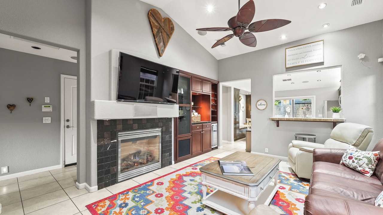 Photo of Livingroom in Turlock