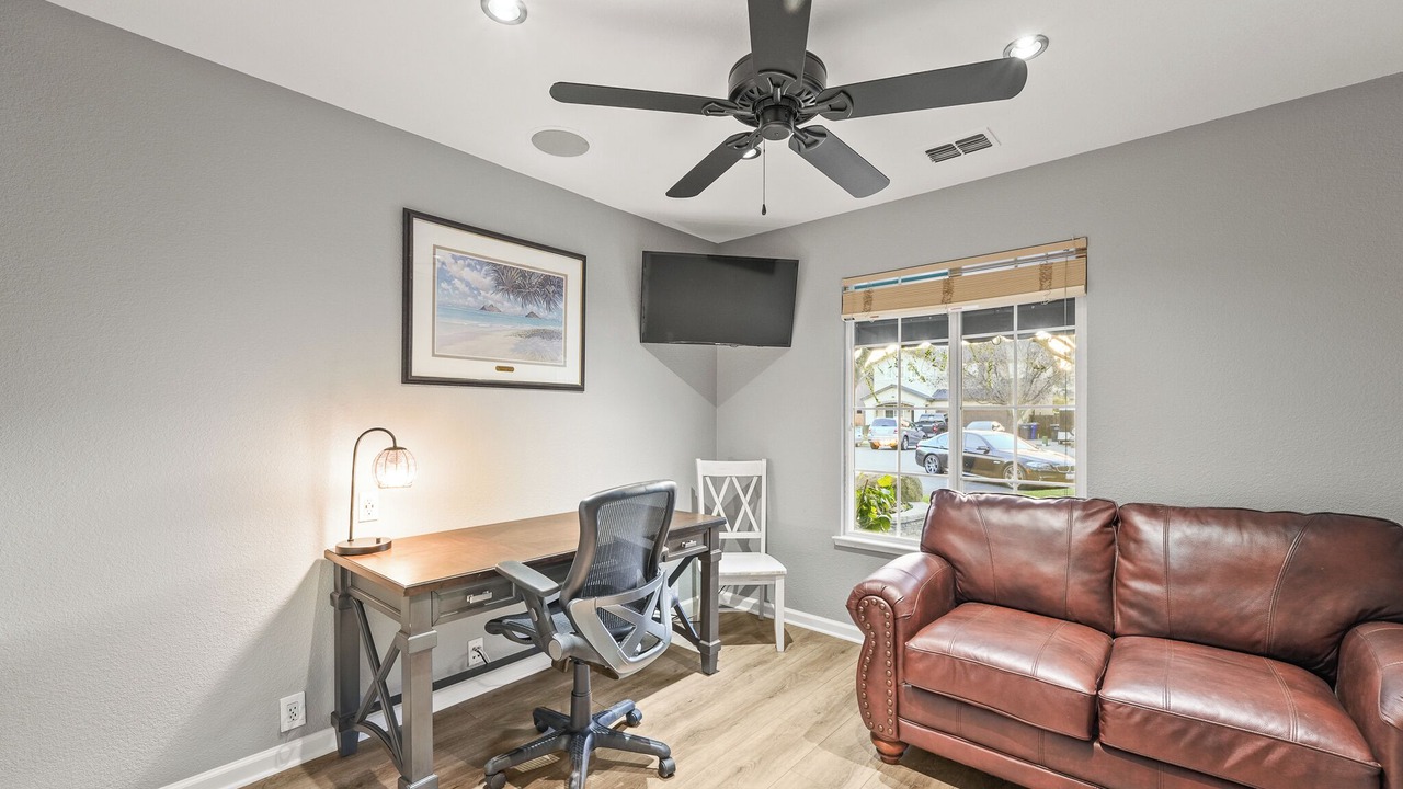 Photo of Livingroom in Turlock