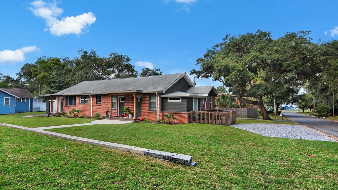 Photo of Outdoor in East Pensacola Heights
