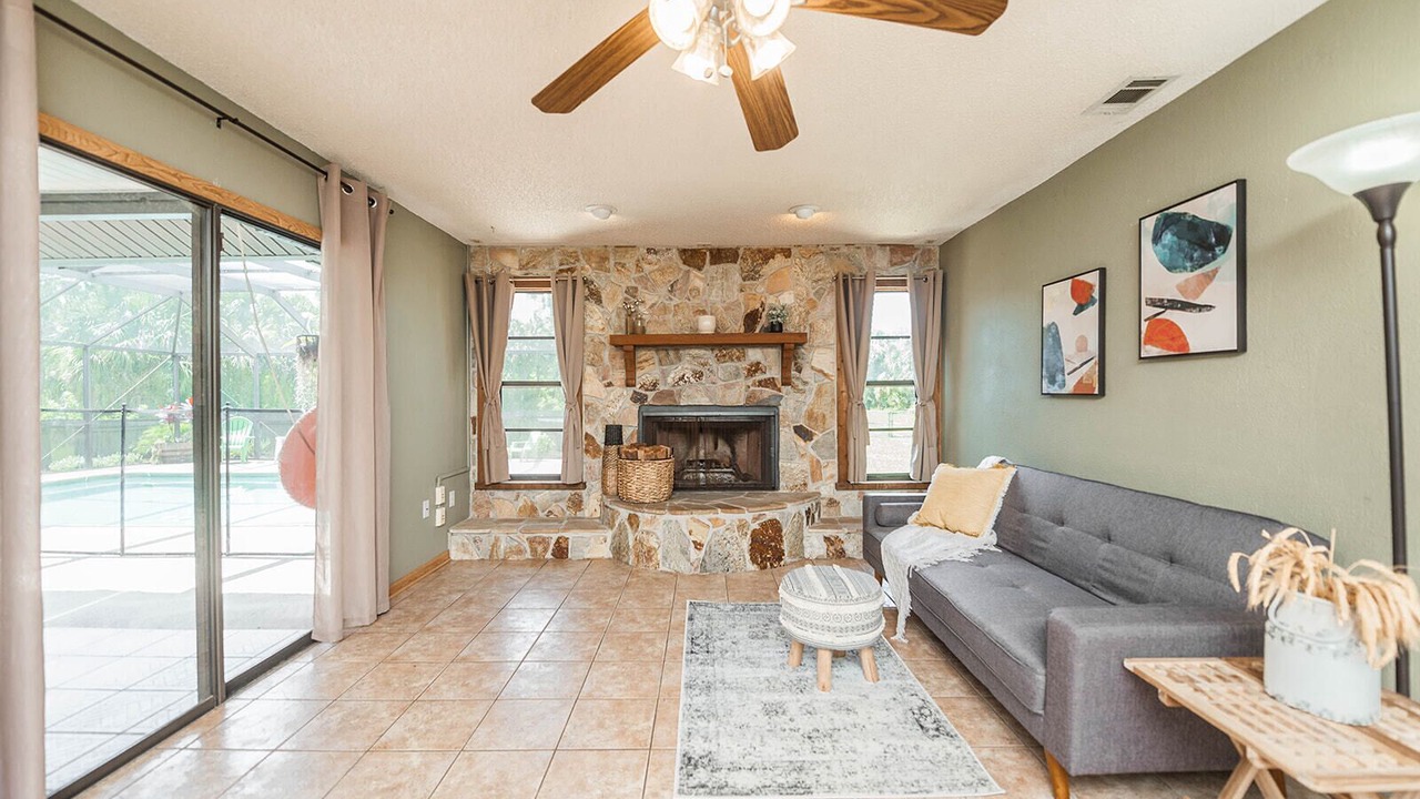 Photo of Livingroom in Cocoa