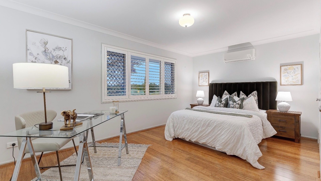 Photo of Bedroom in Parkinson