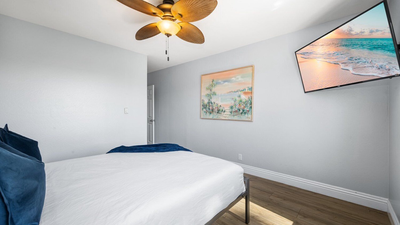 Photo of Bedroom in Newport Beach