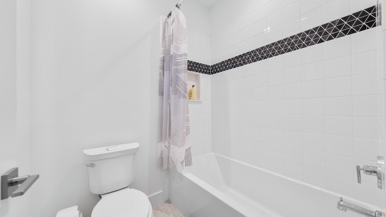 Photo of Bathroom in Portola Springs