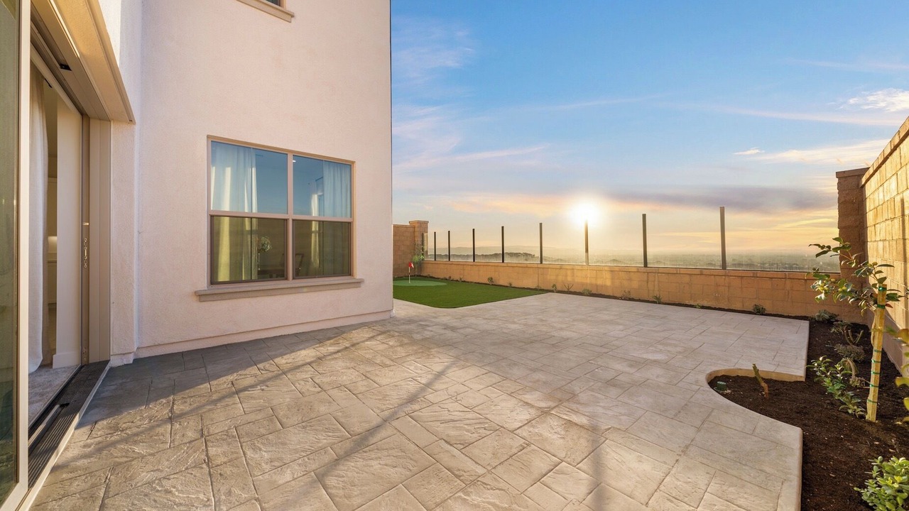 Photo of Patio Balcony in Portola Springs