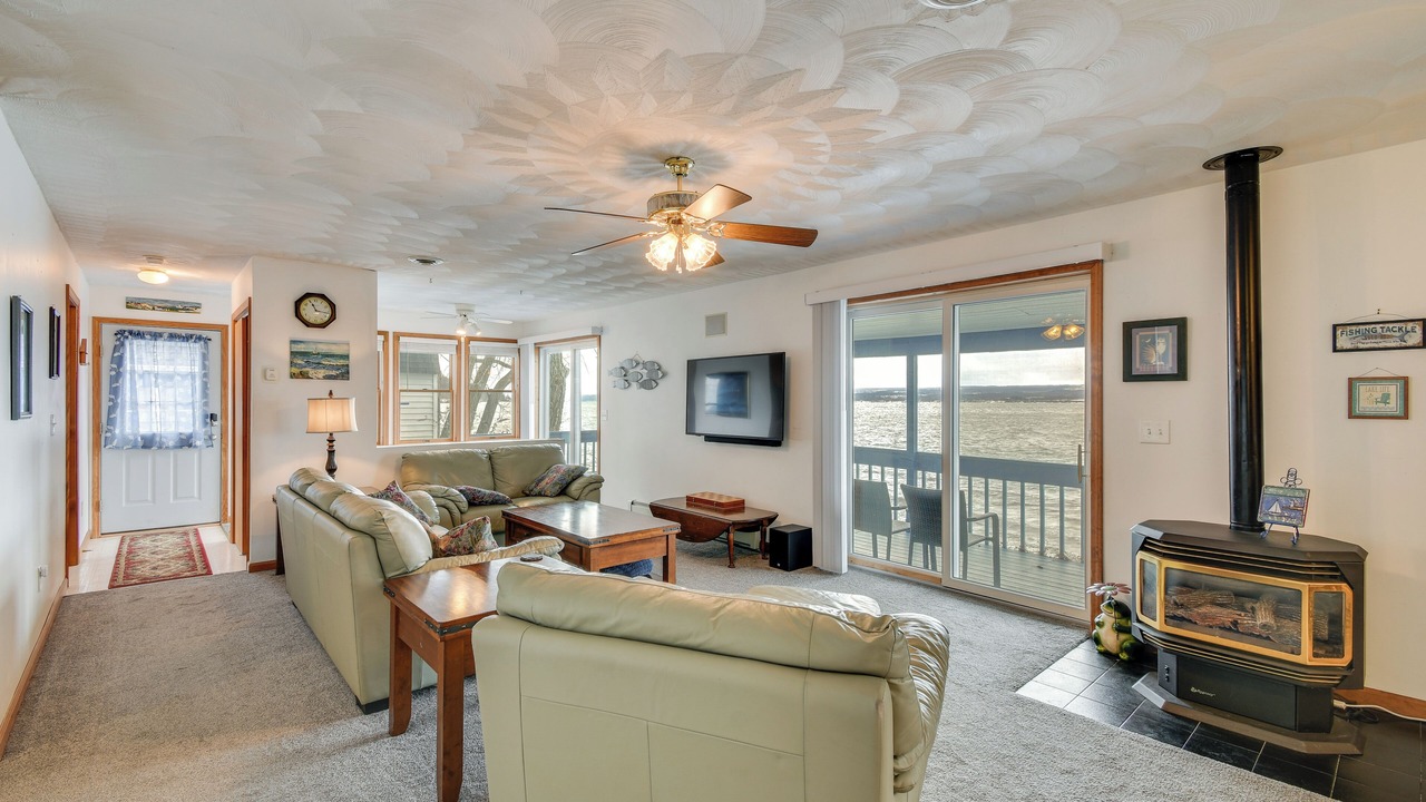 Photo of Bedroom in Town of Ledyard