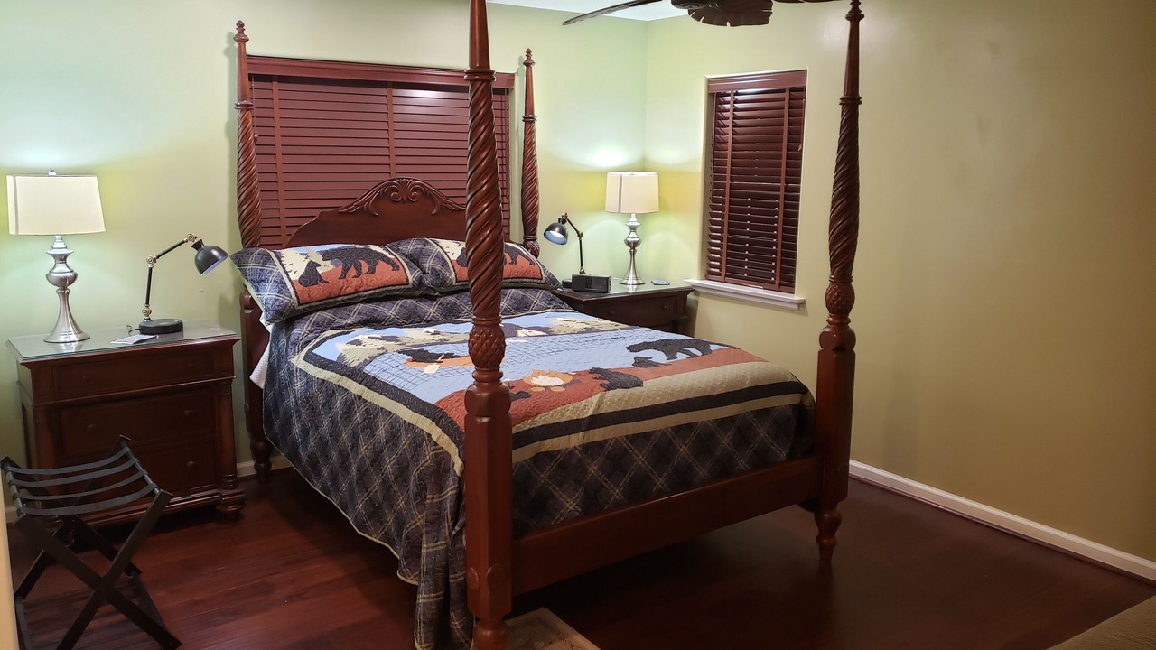 Photo of Bedroom in Arrowbear Lake