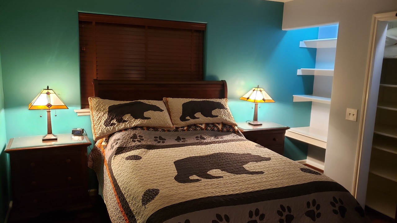 Photo of Bedroom in Arrowbear Lake