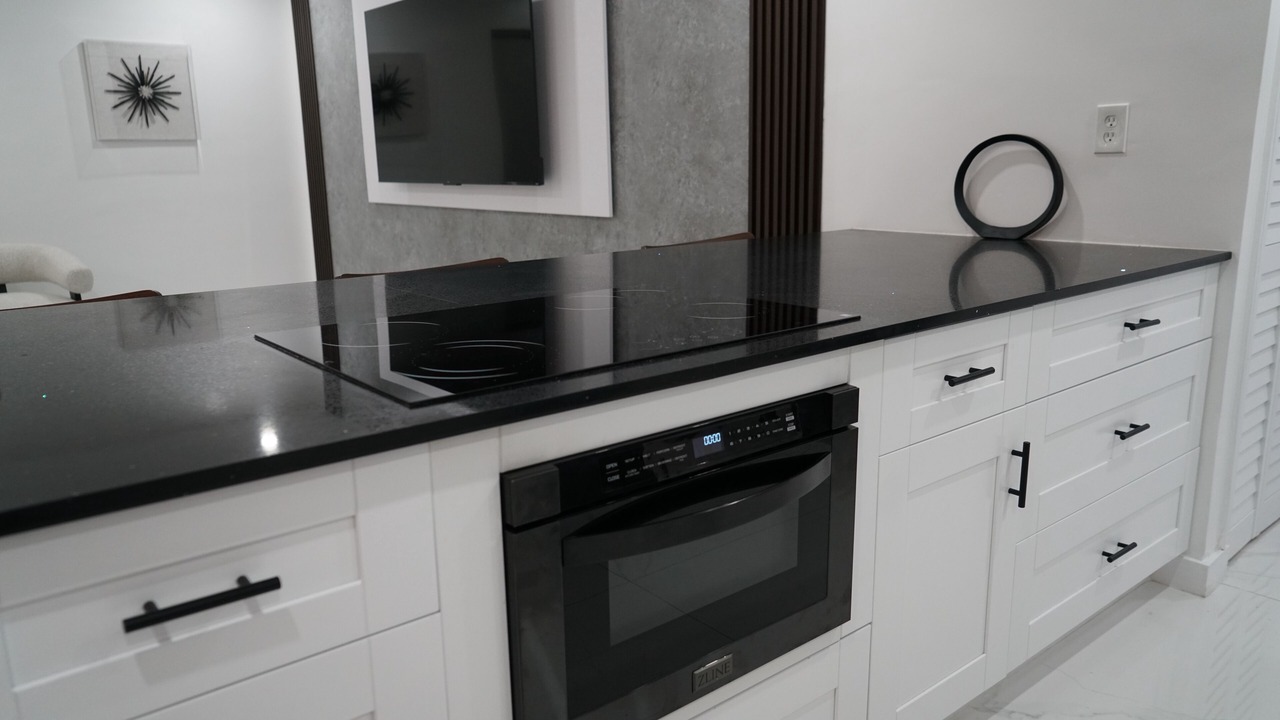 Photo of Kitchen in Golden Glades