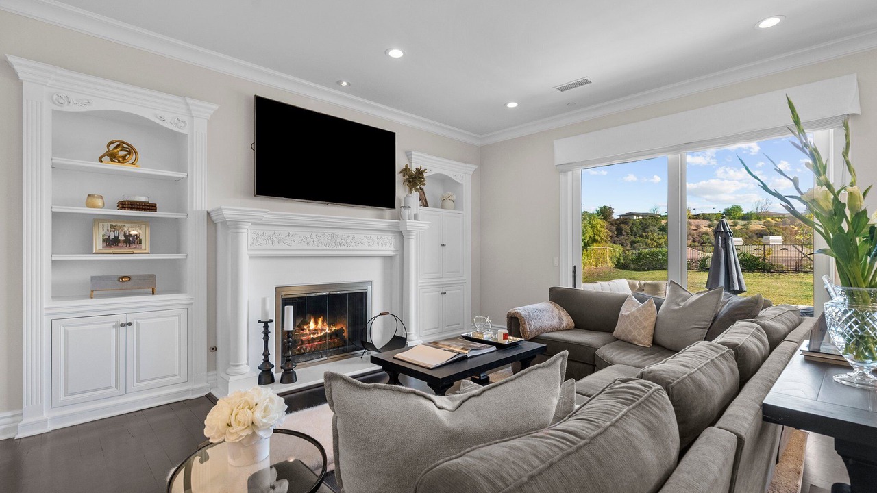 Photo of Livingroom in Thousand Oaks