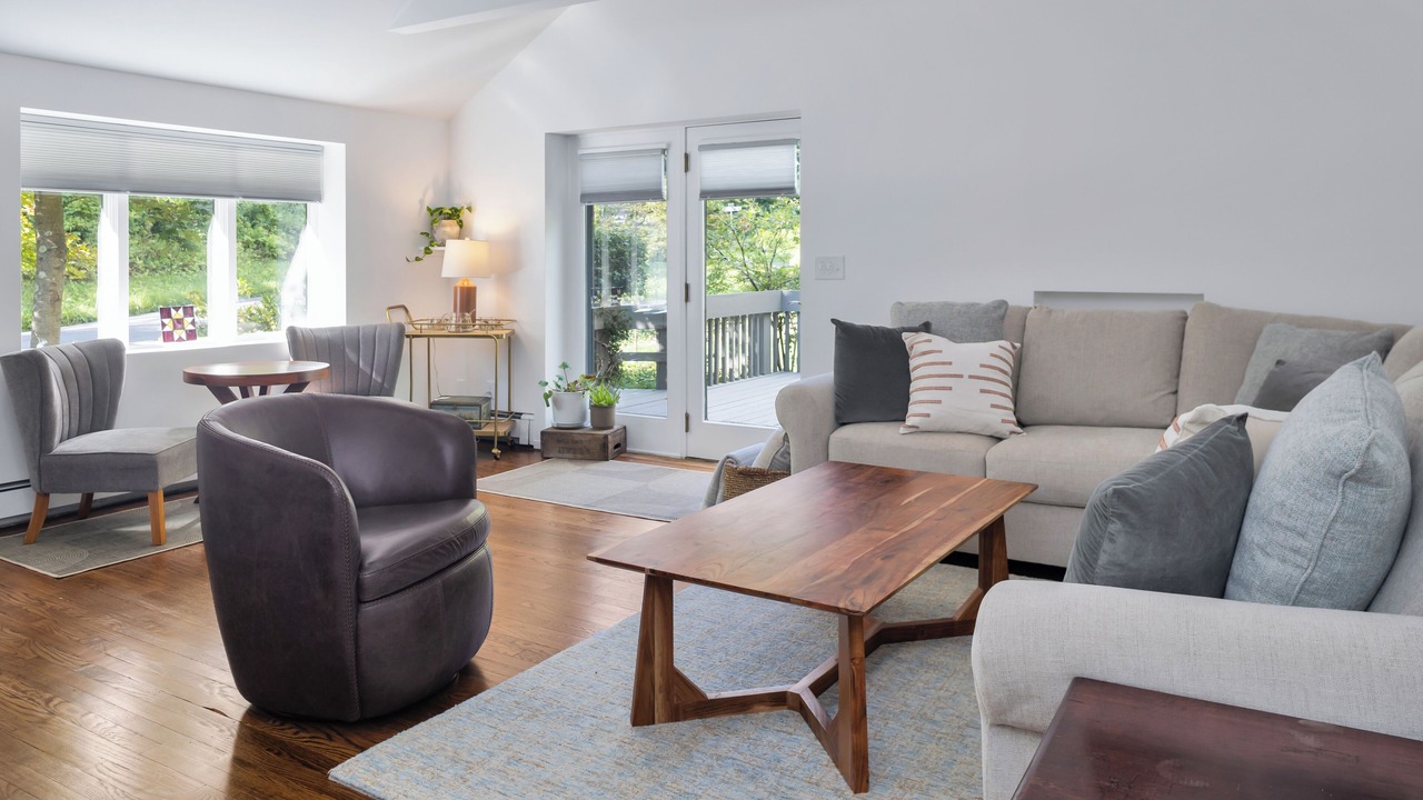 Photo of Livingroom in Sharon