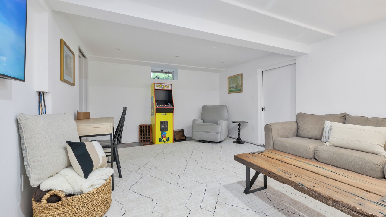 Photo of Livingroom in Sharon