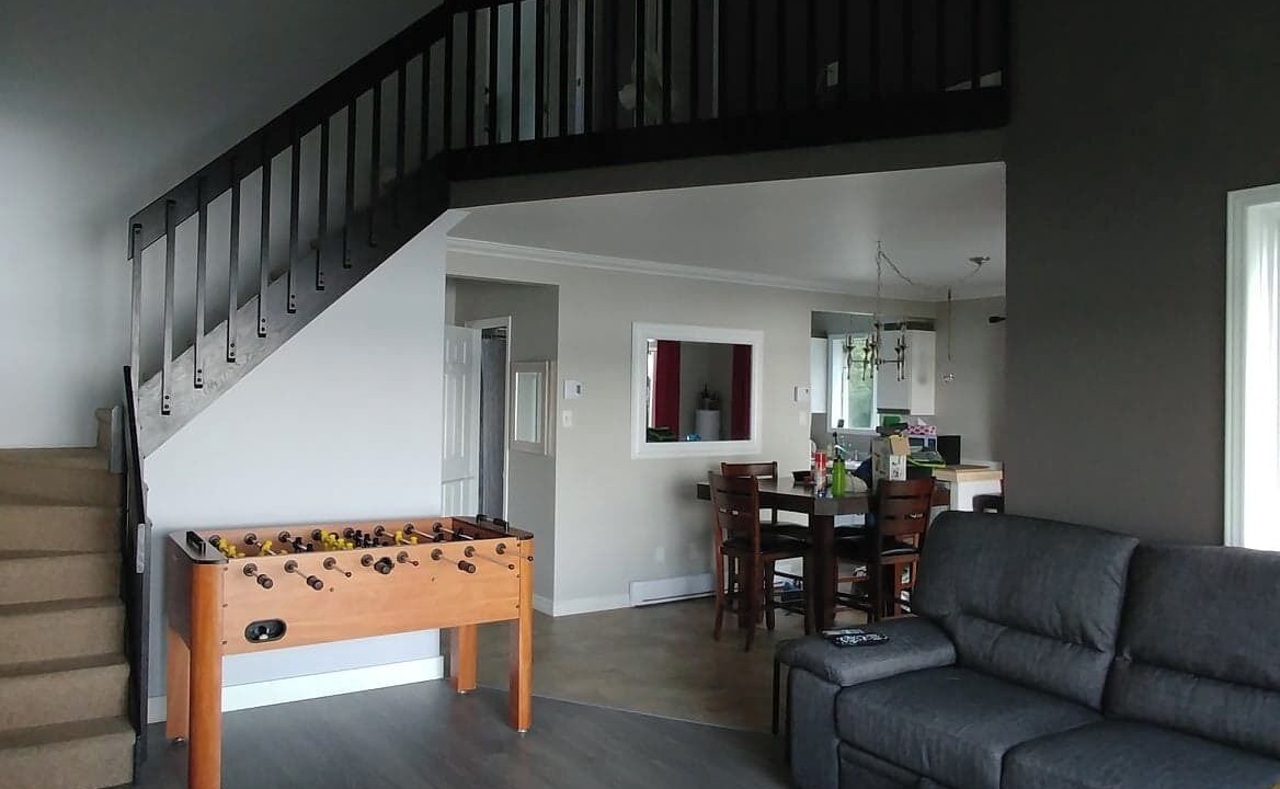 Photo of Livingroom in Asbestos
