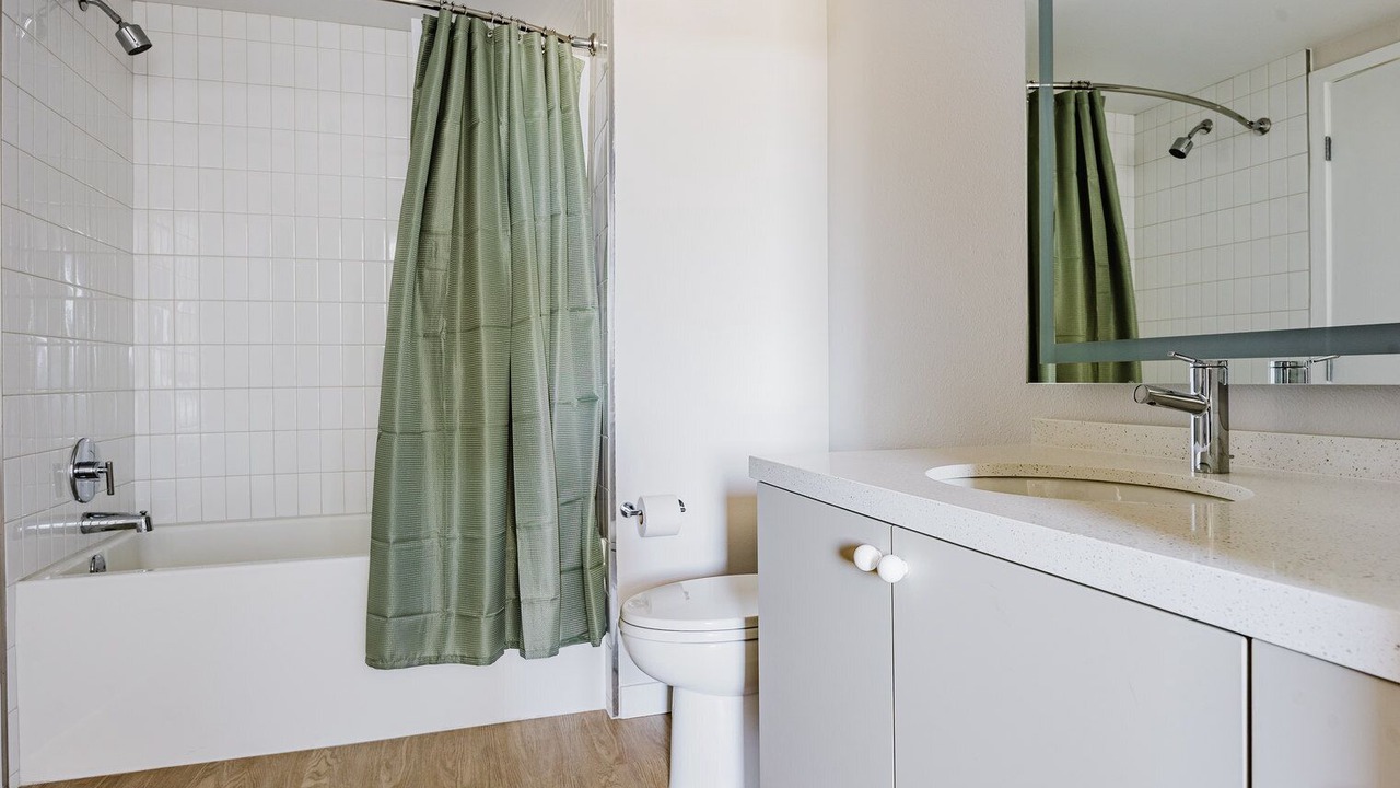 Photo of Bathroom in Chinatown