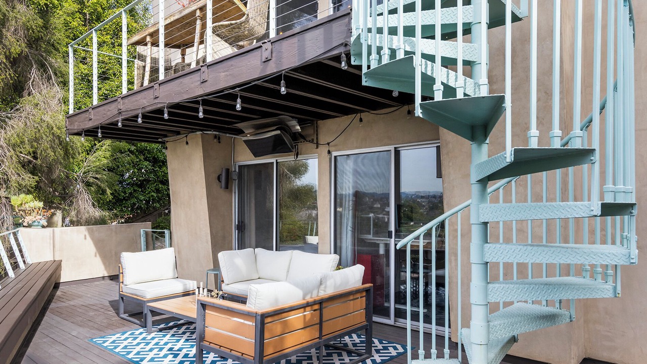 Photo of Outdoor in Silver Lake