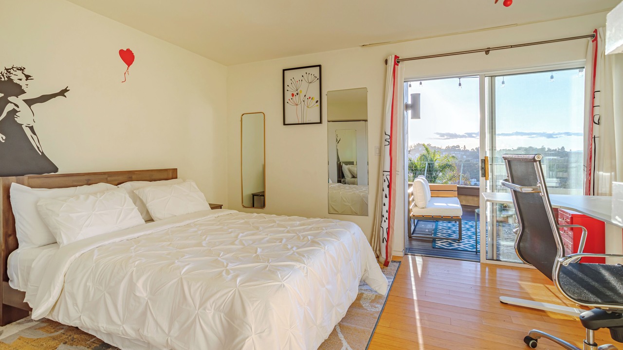 Photo of Bedroom in Silver Lake