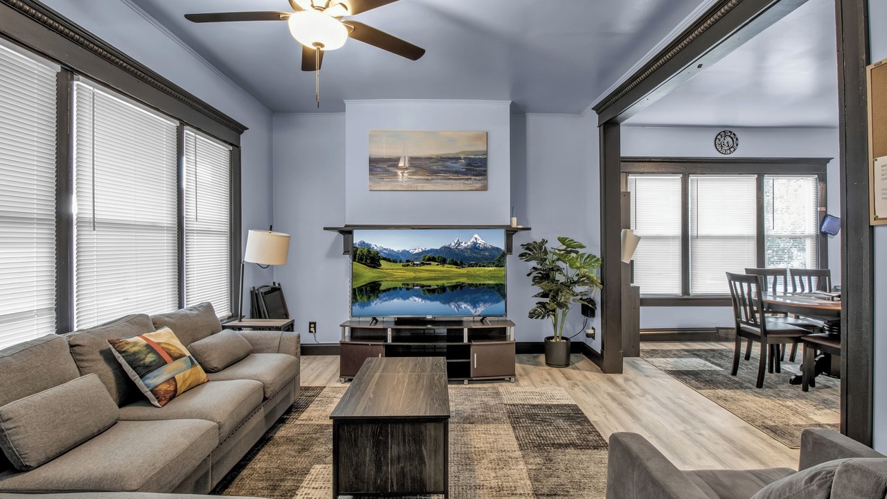 Photo of Livingroom in Buffalo
