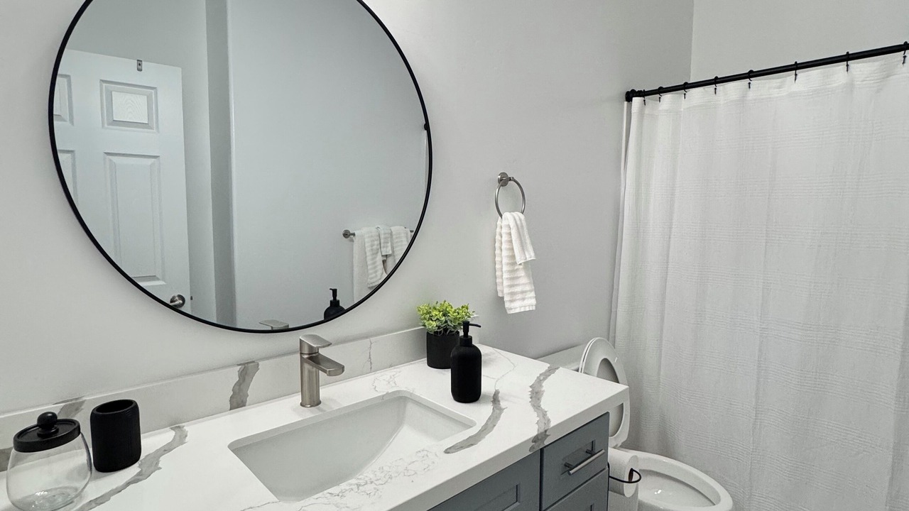 Photo of Bathroom in Callender