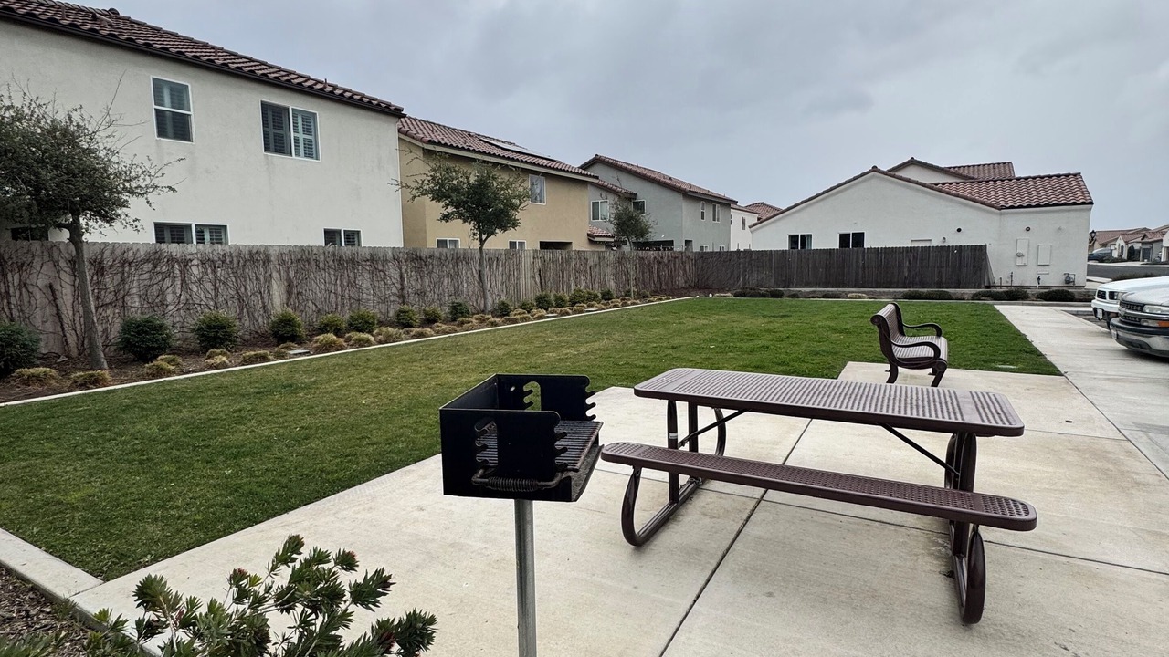 Photo of Outdoor in Callender