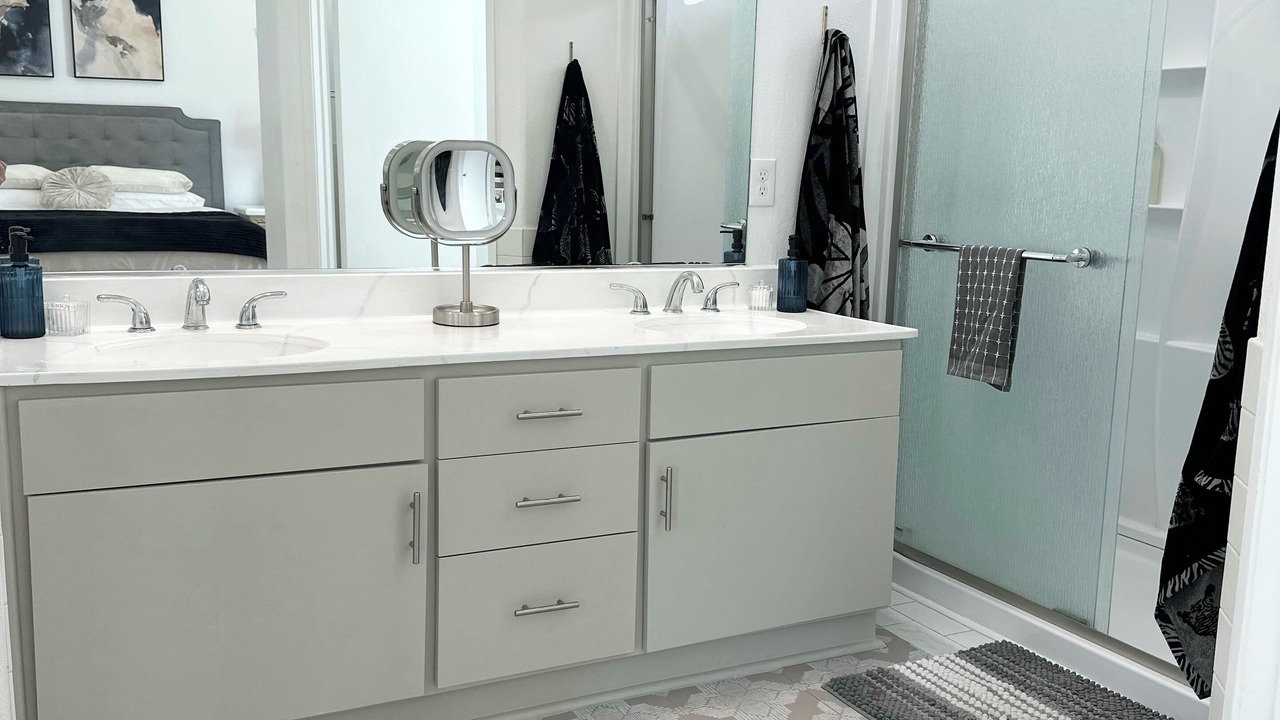 Photo of Bathroom in Lake Elsinore