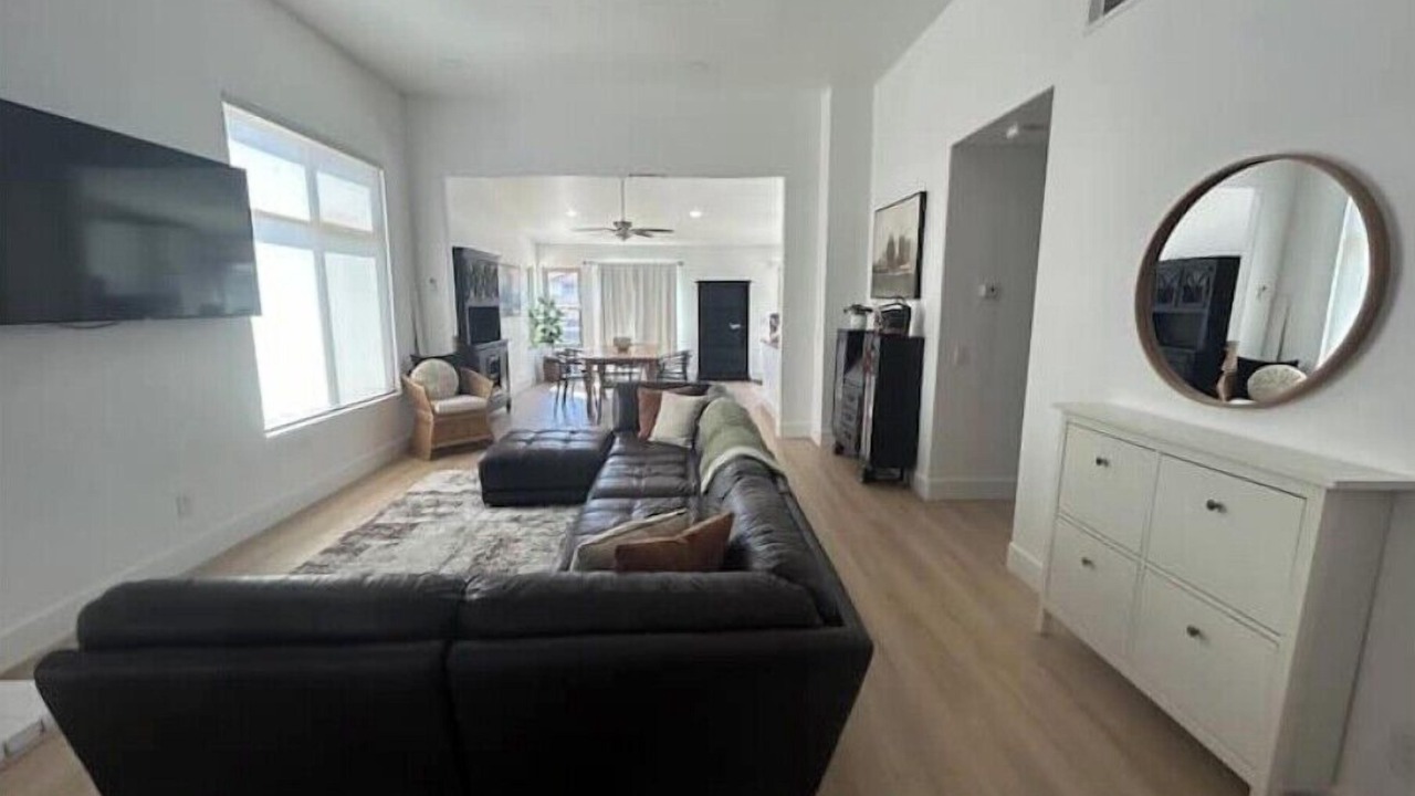 Photo of Livingroom in Lake Elsinore