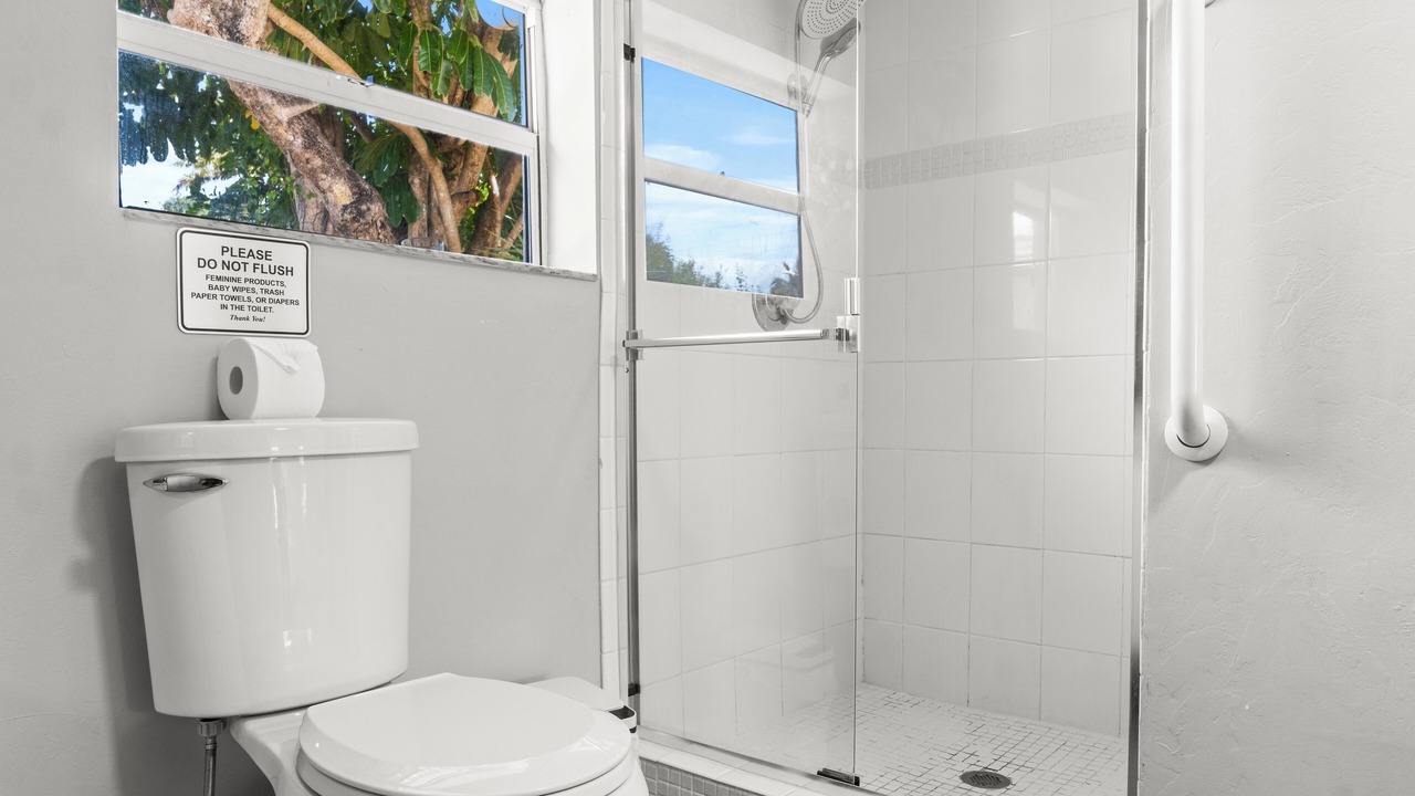 Photo of Bathroom in Croissant Park