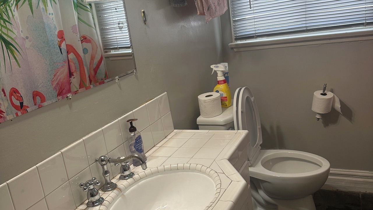 Photo of Bathroom in Encino